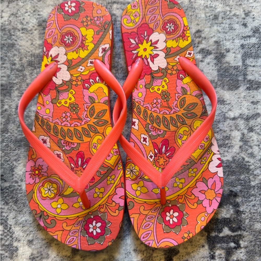 Old Nacy Vibrant Floral Flip Flops